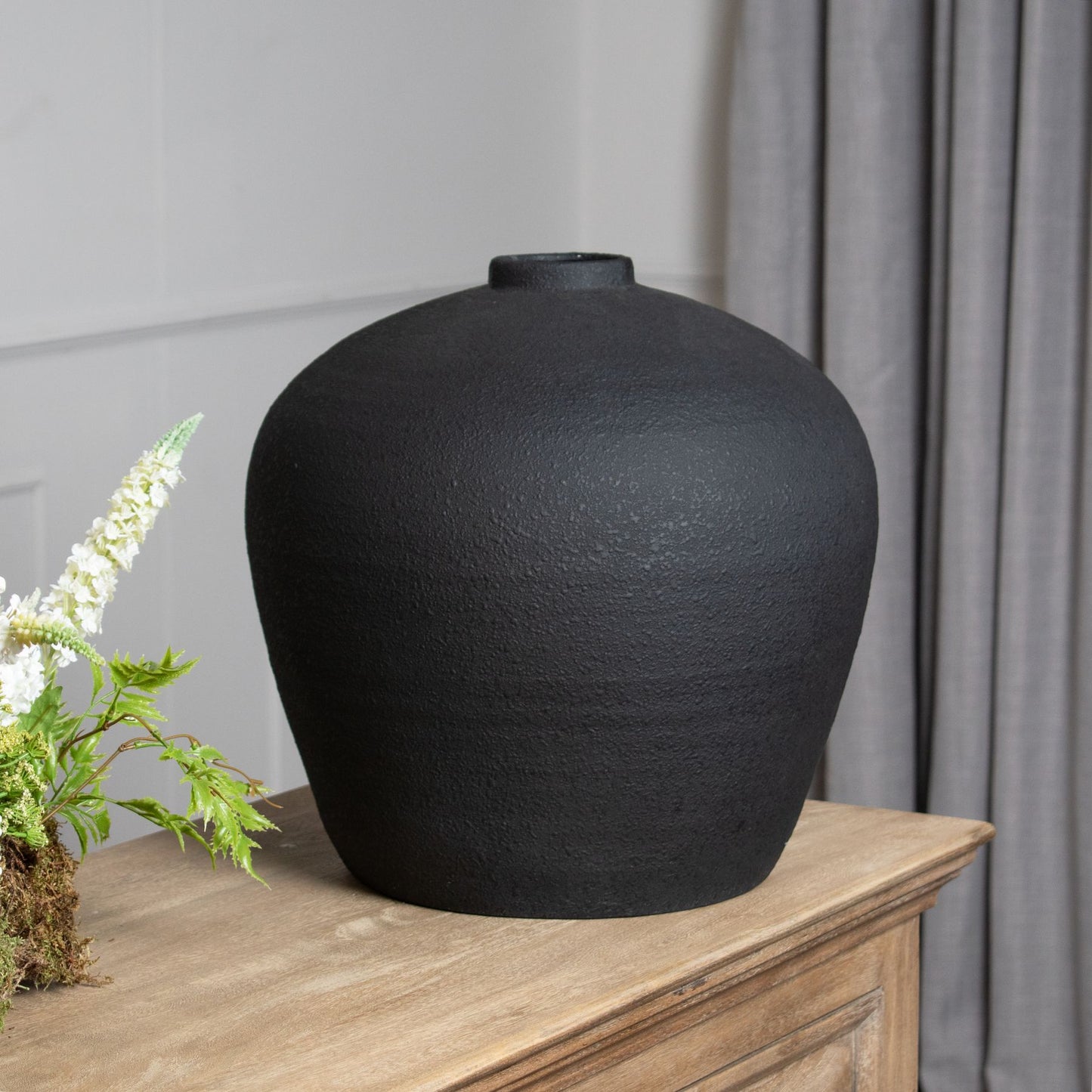 Matt Black Astral Vase - Pure Luxe Living 